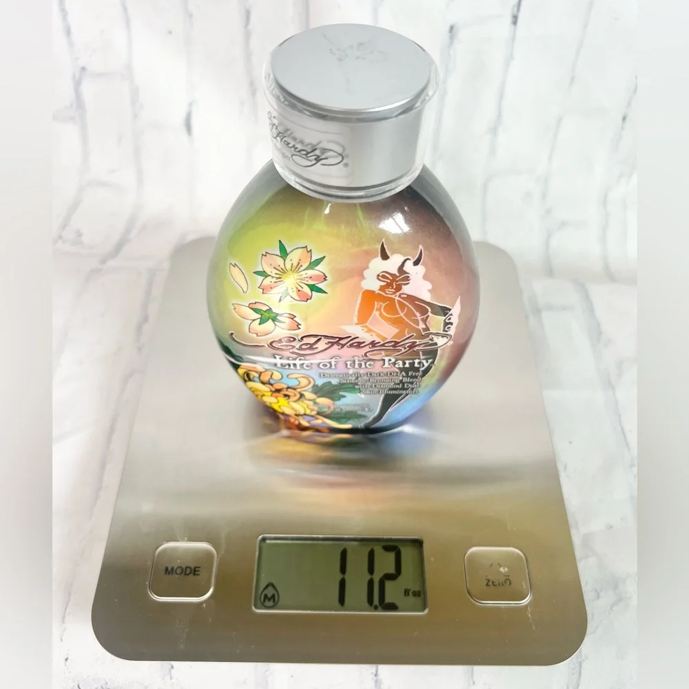 Ed Hardy Life of the Party Diamond Dust Silicone Bronzer Tanning Lotion